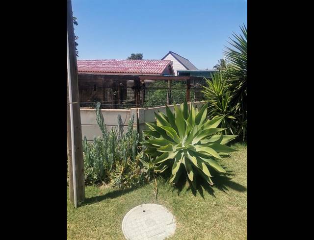 4 BEDROOM HOUSE FOR SALE IN STILBAAI-WES